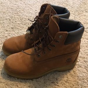 Brown Timberlands Size 7.5